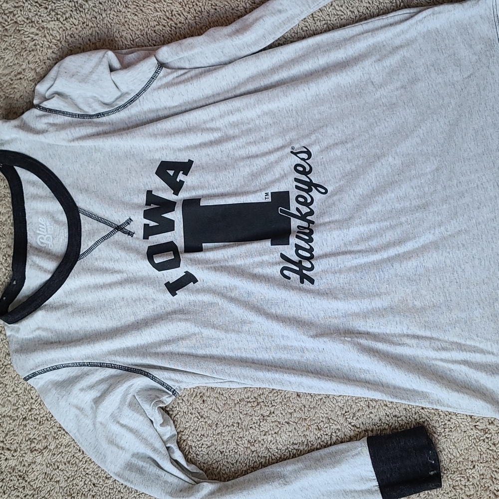 Long sleeve iowa hawkeye shirt
